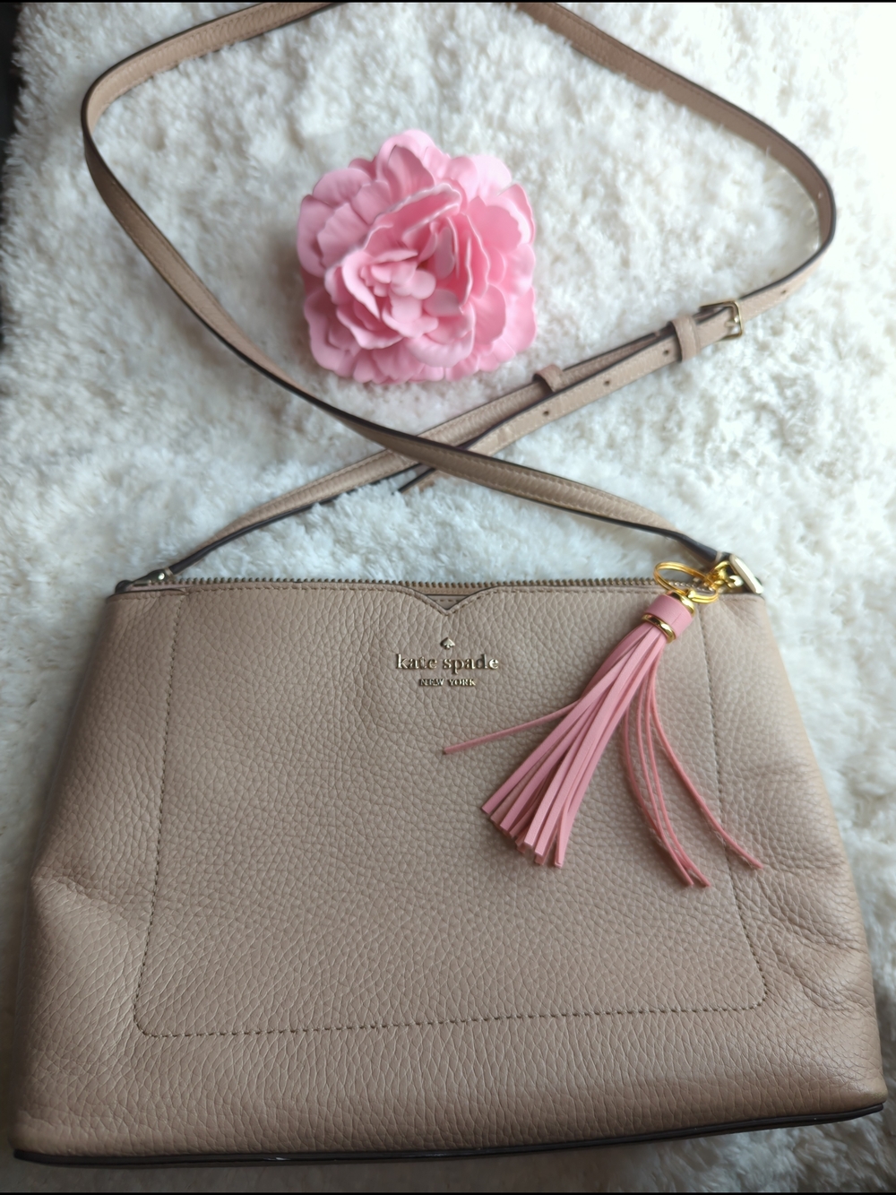 Kate Spade Nude Beige Pebbled Leather Crossbody Bag Purse With Tassel Bag Charm